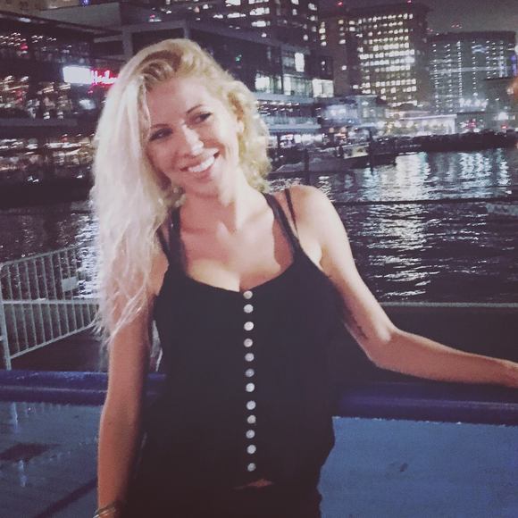 Meet your Posher, Alice - Picture 1 of 1